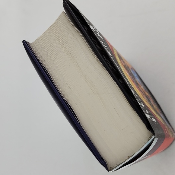 EUC First Canadian Edition Harry Potter and the Deathly Hallows  J.K. Rowling - Picture 7 of 14